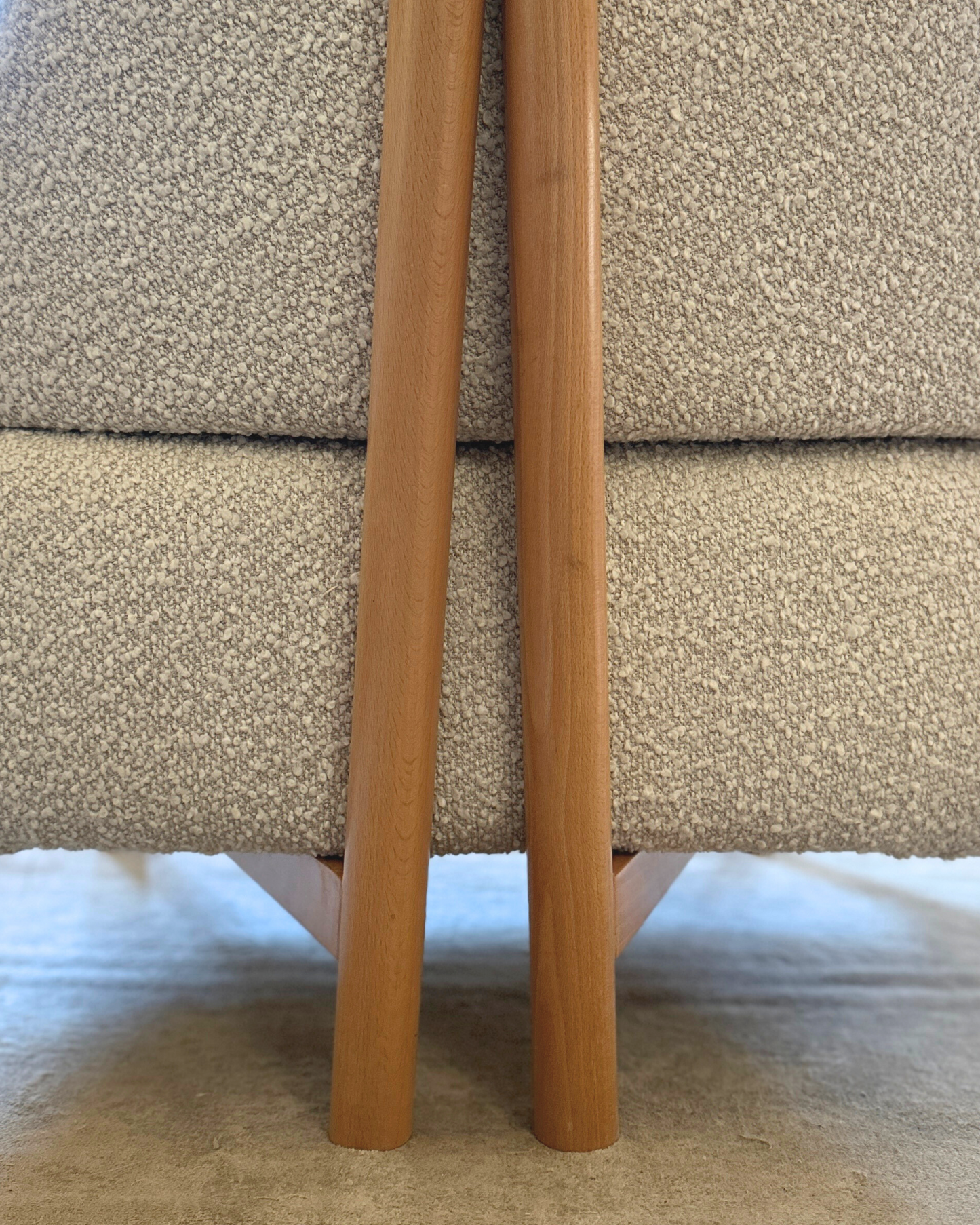 Ritzy Lounge chair
