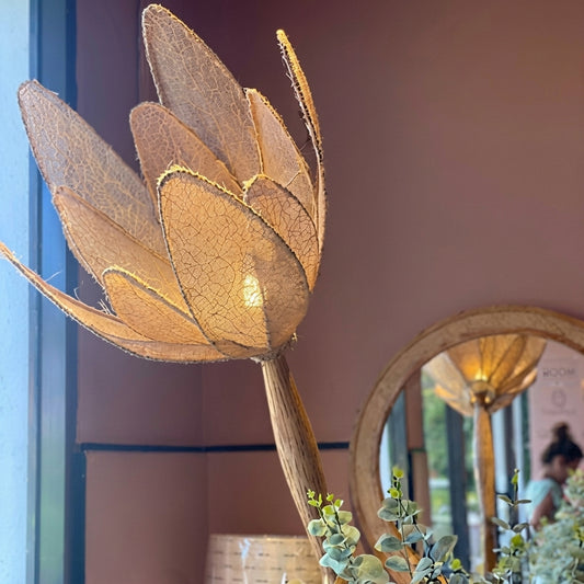 Flora floorlamp