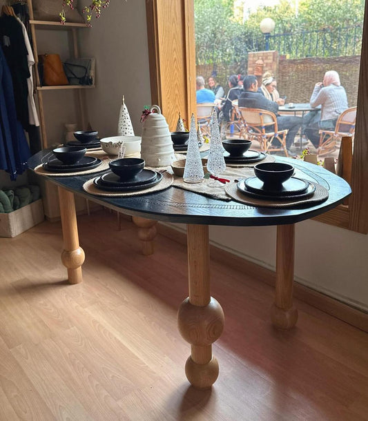 bonbona dining table