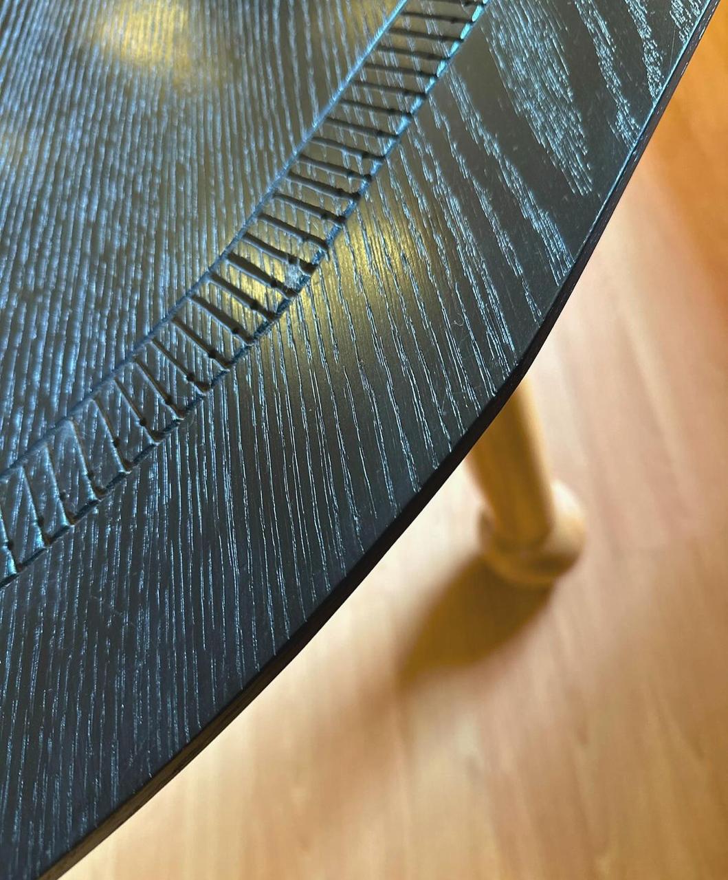 bonbona dining table