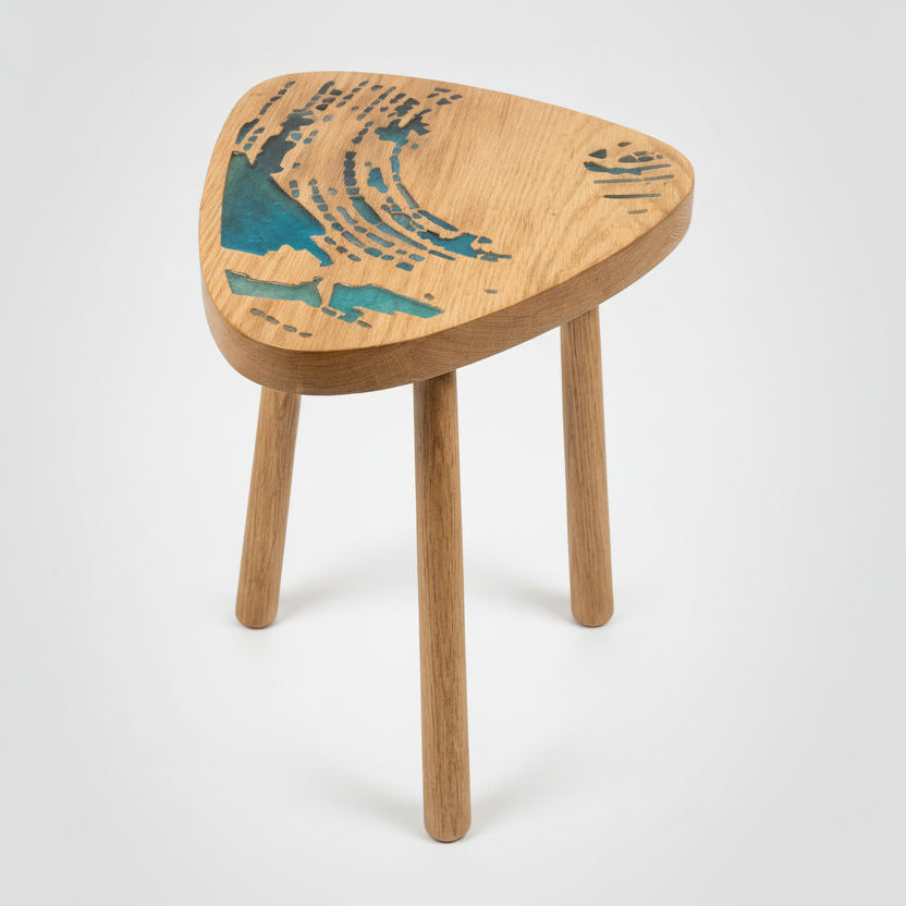 Carven mosaic table