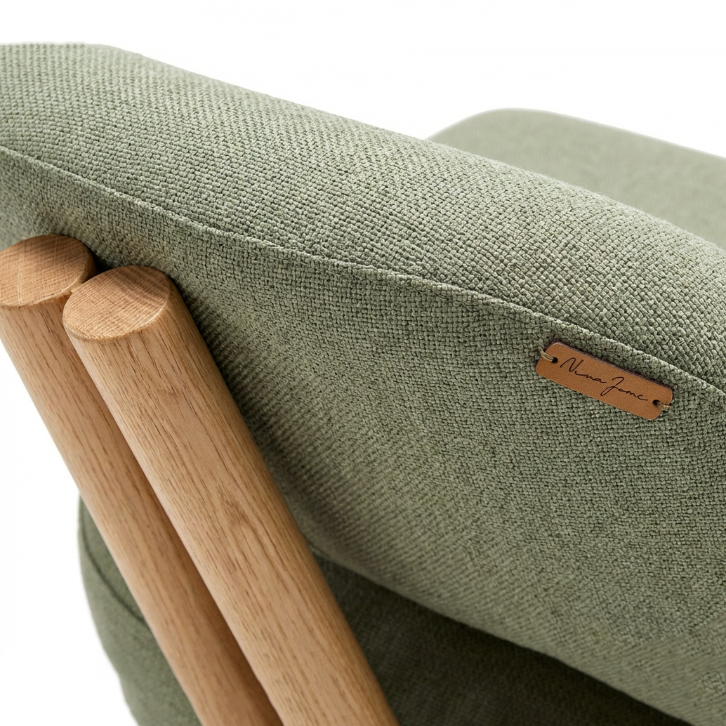 Ritzy Lounge chair