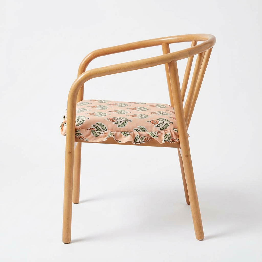 Curve Chair – Collection 2025