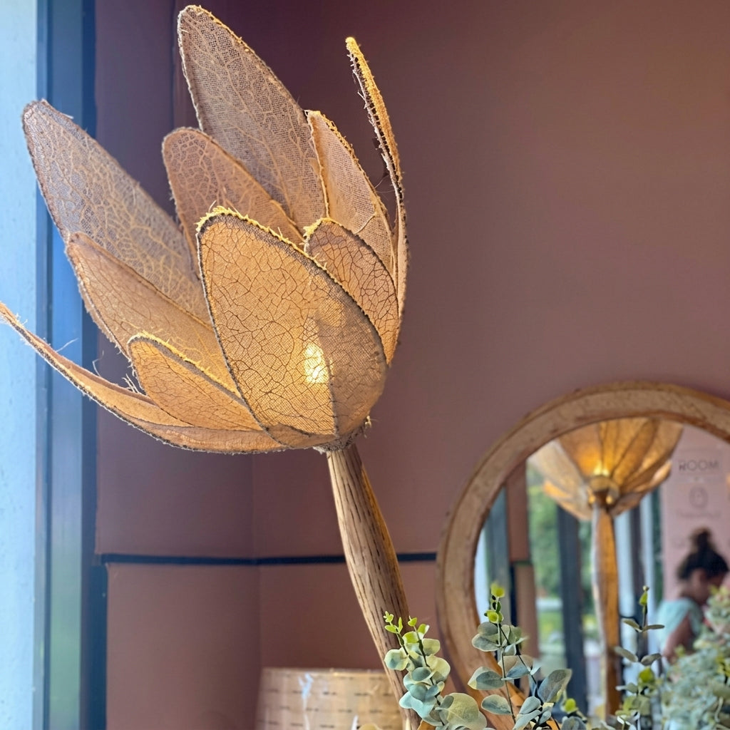 Flora floorlamp